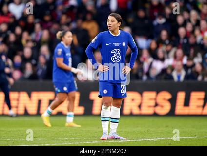 Sam Kerr di Chelsea appare sconsolato durante la partita finale della fa Women's Continental Tyres League Cup a Selhurst Park, Londra. Data immagine: Domenica 5 marzo 2023. Foto Stock