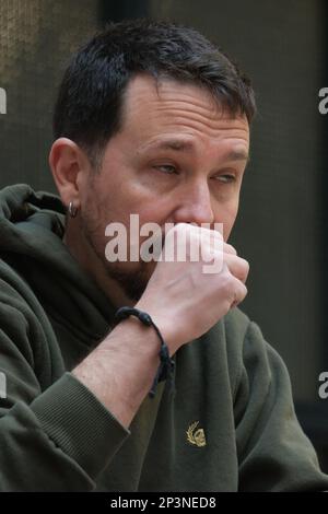 Madrid, Spagna. 05th Mar, 2023. L'ex secondo vicepresidente del governo, Pablo Iglesias, ha visto durante la presentazione del primo libro di Echenique, "Memorias de un piloto de Combate" a Espacio Larra a Madrid. Credit: SOPA Images Limited/Alamy Live News Foto Stock