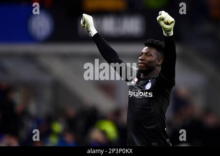 Milano, Italia. 05 marzo 2023. Andre Onana del FC Internazionale celebra durante la Serie Una partita di calcio tra il FC Internazionale e US Lecce. Credit: Nicolò campo/Alamy Live News Foto Stock