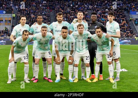 Stadio San Siro, Milano, 05 marzo 2023, Squadra FC Inter durante l'Inter - FC Internazionale vs US Lecce - calcio italiano Serie A match Foto Stock