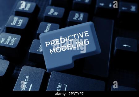 Scrittura manuale del testo Predictive Modeling (modellazione predittiva). Strategia concettuale di manutenzione fotografica basata sull'analisi predittiva Foto Stock