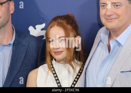 Sadie Sink Brendan Fraser fotocall 'The Whale' Festival del cinema di Venezia 2022 Foto Stock