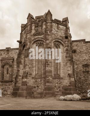 EDIMBURGO, SCOZIA, EUROPA - esterno dell'edificio Scottish National War Memorial, Castello di Edimburgo. Foto Stock