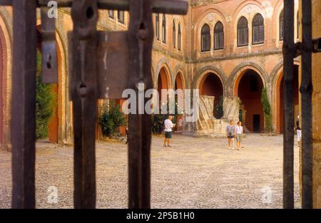 Cortile di Belmonte Castello del XV secolo,Belmonte,Cuenca provincia,Castilla La Mancha,il percorso di Don Chisciotte, Spagna Foto Stock