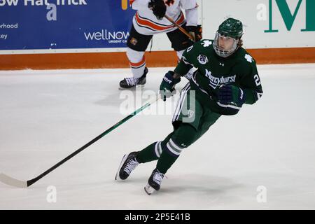 3 marzo 2023: Mercyhurst Lakers in avanti Keenan Stewart (20) pattina nel secondo periodo contro le Tigri RIT. Il Rochester Institute of Technology Tigers ha ospitato i Mercyhurst University Lakers in una partita di quarti di finale dell'Atlantic Hockey Tournament al gene Polisseni Center di Rochester, New York. (Jonathan Tenca/CSM) Foto Stock