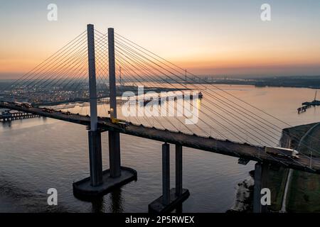 Dartford Toll, ponte QEII sul Tamigi Foto Stock