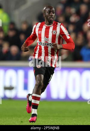 Londra, Inghilterra, 6th marzo 2023. Yoane Wissa di Brentford durante la partita della Premier League al GTECH Community Stadium, Londra. L'accreditamento dell'immagine dovrebbe leggere: Paul Terry / Sportimage Foto Stock