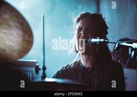 Copenaghen, Danimarca. 06th Mar, 2023. La band progressive rock belga Brutus ha tenuto un concerto dal vivo al VEGA di Copenhagen. Qui il batterista Stefanie Mannaerts è visto dal vivo sul palco. (Photo Credit: Gonzales Photo/Alamy Live News Foto Stock