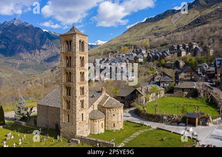 Chiesa di Sant climent, villaggio di Taüll, Vall Boí, Lleida, Catalogna, Spagna Foto Stock