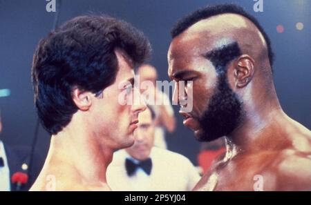 ROCKY III 1982 MGM/UA Entertainment Co. Film con Sylvester Stallone a Lewft e MR. T Foto Stock