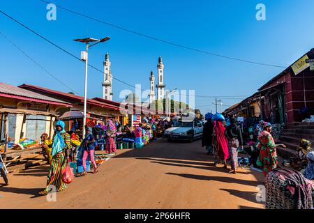 Mercato in Dalaba, Futa Djallon, Guinea Conakry, Africa Occidentale, Africa Foto Stock