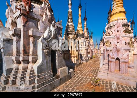 Kakku Pagodas (MWe Taw Kakku Pagodas Complex), Lago Inle, Stato Shan, Myanmar (Birmania), Asia Foto Stock