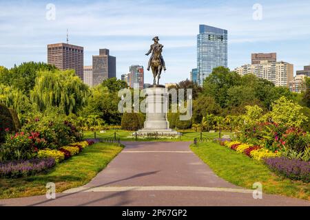 Statua di George Washington nei Boston Public Gardens, Boston, Massachusetts, New England, Stati Uniti d'America, Nord America Foto Stock