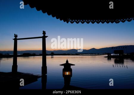 Myanmar, Lago Inle, Giardino Cottage Inle Resort Foto Stock