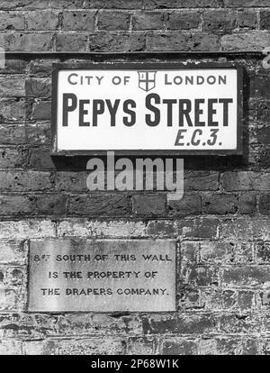 Un segno per Pepys Street E.C.3. Nella città di Londra, Inghilterra UK - fotografia scattata nel 1970. Foto Stock