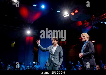 ROTTERDAM - Jesse Klaver e Attje Kuiken durante un incontro di campagna tra GroenLinks e il PvdA per le elezioni del Consiglio Provinciale. ANP ROBIN VAN LONKHUIJSEN olanda fuori - belgio fuori Foto Stock