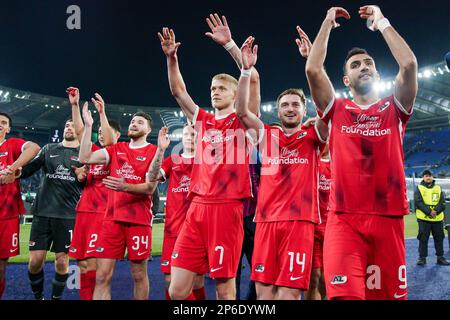 07-03-2023: Sport: Lazio vs AZ ROMA, ITALIA - 7 MARZO: Yukinari Sugawara (AZ Alkmaar), Mees de wit (AZ Alkmaar), Jens Odgaard (AZ Alkmaar), Djordje mi Foto Stock