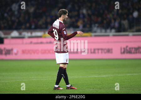 Torino, Italia. 06th Mar, 2023. Alexey Miranchuk (Torino FC) durante Torino FC vs Bologna FC, campionato italiano di calcio Serie A match in Torino, marzo 06 2023 Credit: Independent Photo Agency/Alamy Live News Foto Stock