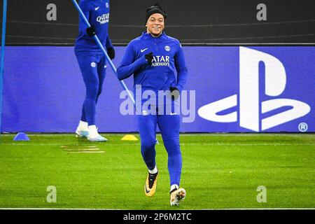 Monaco, Francia, Germania. 7th Mar, 2023. Kylian MBAPPE di PSG durante una sessione di formazione di Parigi Saint-Germain allo stadio Allianz Arena il 07 marzo 2023 a Monaco di Baviera, Germania. (Credit Image: © Matthieu Mirville/ZUMA Press Wire) SOLO PER USO EDITORIALE! Non per USO commerciale! Foto Stock