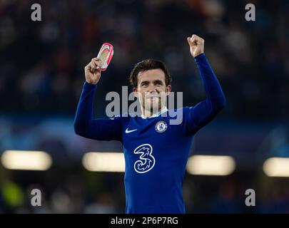 Londra, Regno Unito. 8th Mar, 2023. Ben Chilwell di Chelsea festeggia il 7 marzo 2023 dopo la partita di UEFA Champions League di 16 2nd gambe tra il Chelsea FC e Borussia Dortmund a Londra, in Gran Bretagna. Credit: Notizie dal vivo su Xinhua/Alamy Foto Stock