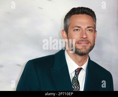 Zachary Levi partecipa alla prima in Gran Bretagna di Shazam! Fury of the Gods a Cineworld Leicester Square a Londra, Inghilterra. Foto Stock