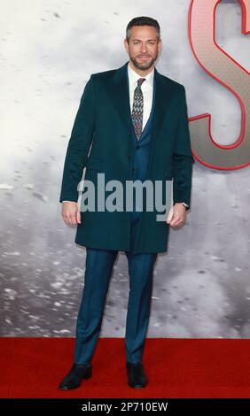 Zachary Levi partecipa alla prima in Gran Bretagna di Shazam! Fury of the Gods a Cineworld Leicester Square a Londra, Inghilterra. Foto Stock