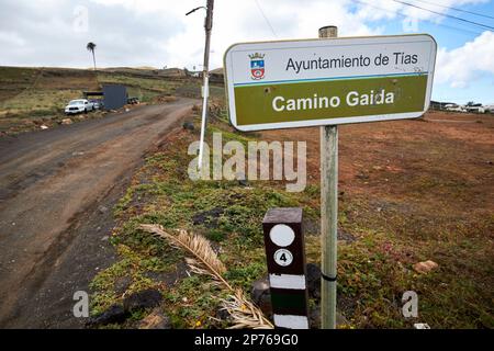 Strada sterrata locale nella zona di tias di Lanzarote, Isole Canarie, Spagna Foto Stock