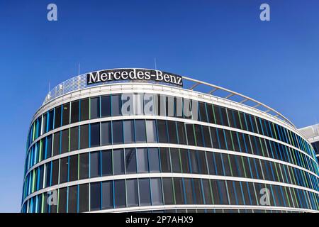 Edificio SkyLoop all'aeroporto di Stoccarda, vista esterna, Stoccarda, Baden-Wuerttemberg, Germania Foto Stock