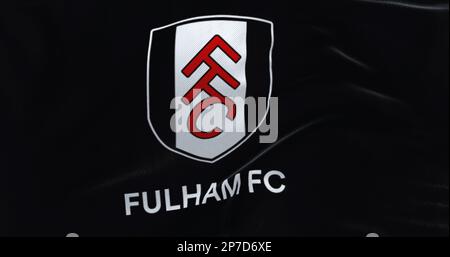 Londra, Regno Unito, gennaio 2023: Bandiera del Fulham Football Club sventolante. Club di calcio professionale con sede a Londra. Premier League inglese. Tessuto svolazzante. Illu Foto Stock