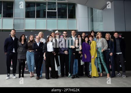 MILANO, ITALIA - 06 MARZO: Il cast partecipa alla fototessera del 'Pechino Express la via delle Indie' Sky Original il 06 marzo 2023 a Milano. Foto Stock