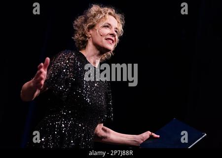 Colonia, Germania. 08th Mar, 2023. Katja Riemann, attrice, è sul palco al Funkhaus come parte del festival di letteratura lit.Cologne. Credit: Rolf Vennenbernd/dpa/Alamy Live News Foto Stock