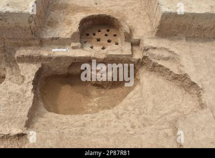 Taiyuan. 9th Mar, 2023. Questa foto non data fornita dall'istituto provinciale di archeologia di Shanxi mostra un forno di ceramica scoperto dal sito delle reliquie di Dongqu risalente al tardo periodo della dinastia Xia (2070 a.C.-1600 a.C.) nella contea di Jishan nella città di Yuncheng, nella provincia di Shanxi nella Cina settentrionale. PER ANDARE CON 'Xia Dynasty relics site found in North China' Credit: Xinhua/Alamy Live News Foto Stock