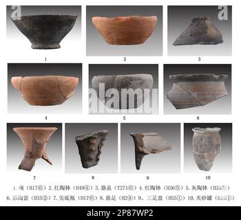 Taiyuan. 9th Mar, 2023. Questa foto non datata fornita dall'istituto provinciale di archeologia di Shanxi mostra articoli di ceramica rinvenuti dal sito delle reliquie di Yuankun, risalente al tardo periodo della cultura di Yangshao, circa 5.000 - 7.000 anni fa, al villaggio di Yuankun nella contea di Xiaxian nella città di Yuncheng, nella provincia di Shanxi, nella Cina settentrionale. PER ANDARE CON 'i manufatti secolari trovati nella provincia ricca di relic-cinese' credito: Xinhua/Alamy Live News Foto Stock