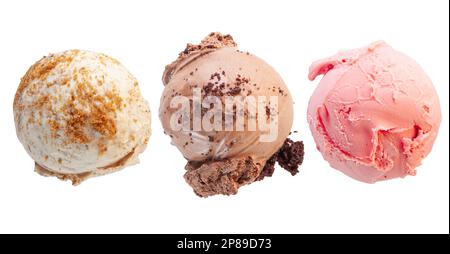 Biscotto alla vaniglia con loto, brownie al cioccolato e gelato alla fragola, isolato su sfondo bianco. Foto Stock