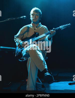 Milano, 8th Mar 2023. Beabadobee, cantante e cantautore filippino-britannico, suona dal vivo presso i magazzini generali di Milano. Credits: Maria Laura Arturi/Alamy Live News Foto Stock