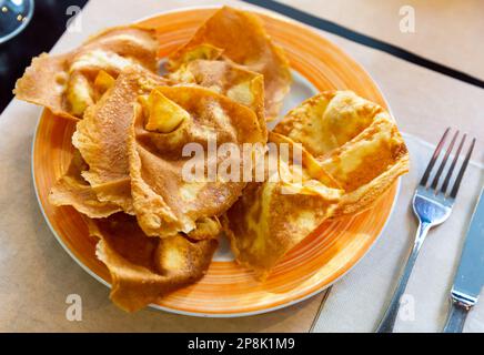 Wontons fritti Foto Stock