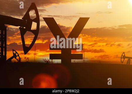 Canta rubli e segni di olio sullo sfondo del bellissimo tramonto. Acquisto e vendita di petrolio greggio per rublo.. Foto Stock