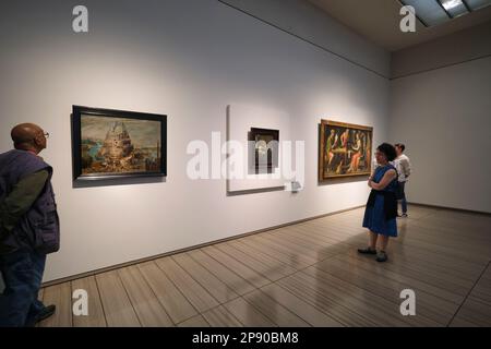 Una pittura della Torre di Babele e la pittura astronomo dell'artista olandese Johannes Vermeer, in prestito dal Louvre di Parigi. Al museo d'arte del Louvre francese in Foto Stock