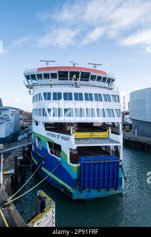 Nuovo veicolo e traghetto passeggeri Victoria of Wight, Wightlink linea traghetto dicembre 2022 Foto Stock