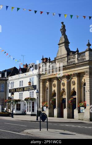 The Bear Hotel and Corn Exchange a Devizes, Wiltshire. Foto Stock