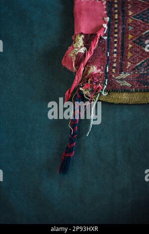 Angolo rotto della moquette orientale Foto Stock