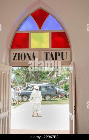 Isole Cook Aitutaki - 9 2010 novembre; domenica bianca servizio di chiesa cristiana Foto Stock