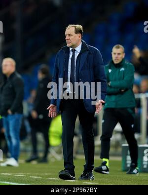 Basilea, Svizzera. 09th Mar, 2023. 09.03.2023, Basilea, St Jakob-Park, UEFA Europa Conference League: FC Basel 1893 - Slovan Bratislava, allenatore Vladimir Weiss di Slovan Bratislava (Daniela Porcelli/SPP-JP) Credit: SPP Sport Press Photo. /Alamy Live News Foto Stock