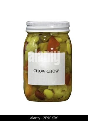 Chow in scatola Amish in un vaso, con un'etichetta bianca che indica con fuori uno sfondo Foto Stock