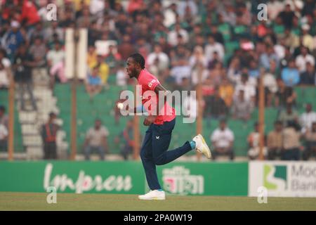 Jofar Archer durante la partita 1st T20I Bangladesh-Inghilterra di tre serie di partite allo stadio di cricket Zahur Ahmed Chowdhury, Sagorika, Chattogram, Bangladesh Foto Stock