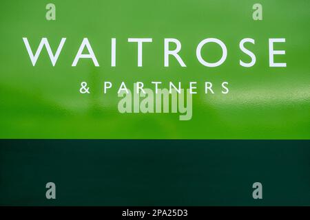 Waitrose & Partners segno di negozio Regno Unito Foto Stock