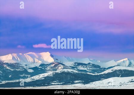 primo semaforo sul monte haggin nella gamma di anaconda in inverno vicino ad anaconda, montana Foto Stock