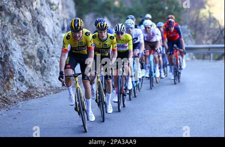 Il norvegese Tobias Foss di Jumbo-Visma ha mostrato in azione durante la fase 7 della 81st edizione della gara ciclistica Parigi-Nizza di otto giorni, 142,9km da Nizza al col de la Couillole, Francia, sabato 11 marzo 2023. FOTO DI BELGA DAVID PINTENS Foto Stock