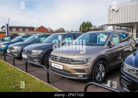 2017 Beige VW Volkswagen Tiguan SEL TDI BMT. 150 SCR 2WD Bluemotion Start/Stop prezzo di seconda mano VW Volkswagen Cars, per la vendita a Corkhills, Southport, Regno Unito Foto Stock