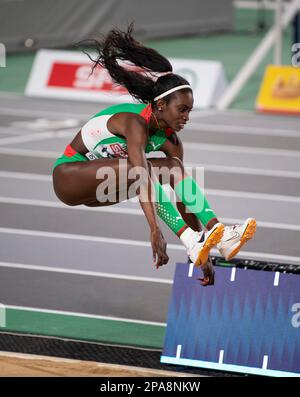 Evelise Veiga, portoghese, si è sfidata nella finale femminile di long jump ai Campionati europei di atletica indoor della Ataköy Athletics Arena di Istanbu Foto Stock